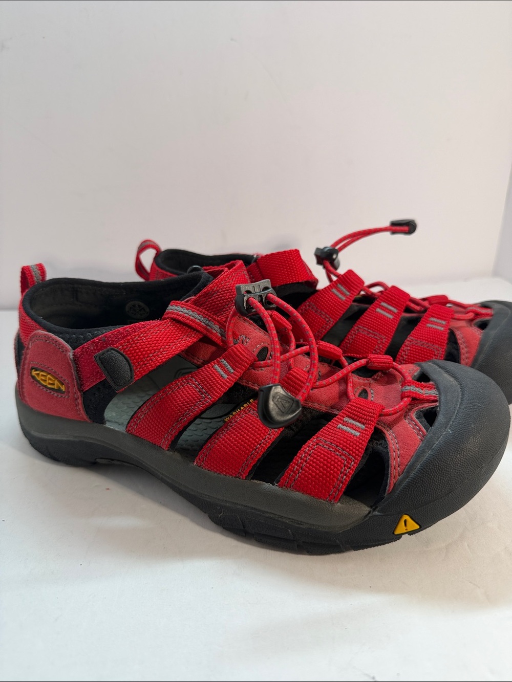 Keen Kids Red and Black Closed-Toe Hiking Sandals